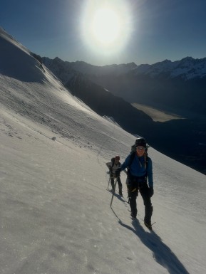 A brilliant few days on our Mountaineering Course at Caroline Hut. ❄️🏔️
We scored a great run of weather and made the most of every minute. Lots of time on crampons, building confidence with essential alpine movement skills, and packing in plenty of practical learning along the way — avalanche awareness and rescue skills, knots, belaying, abseiling and glacier travel.
And there was plenty of terrain to put it all into practice: a day trip up Kaitiaki Peak, across Ball Pass and a loop over the Ball Glacier.
A busy few days, a lot learnt, and some pretty spectacular alpine terrain along the way.
🔗 https://alpinerecreation.com/new-zealand-alpine-instruction-courses/mountaineering-and-climbing-instruction-courses/introductory-mountaineering-course
📷 @elke_mountain_guide
#WinterMountaineering #MountaineeringCourse #CarolineHut #BallPass #AlpineClimbing - A brilliant few days on our Mountaineering Course at Caroline Hut. 7