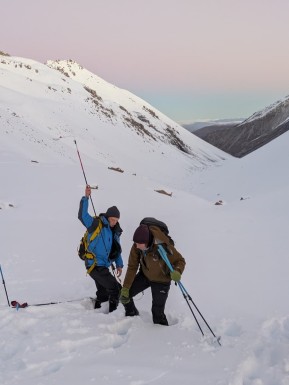 Another successful snowshoe mountaineering mission up to O’Leary’s Hut in the Cass Valley ✅❄️
A solid few days of travel, skills, and stunning views – with everything from mountain skills to route planning and avalanche safety.
And yes… the hot tub was on 🔥 Nothing like a soak under the stars after a big day in the hills. Thanks to the team for the good vibes and strong legs!
📸 @owen.climb.ride.fly
#CassValley #Snowshoeing #WinterMountaineering #OLearysHut #AlpineRecreation #BackcountryHutLife #HotTubWithAView #NZMountains #SouthernAlps #NZMGA #GuidesLife
@nzmga @nz_mackenzie @explorecassvalley - Another successful snowshoe mountaineering mission up to O’Leary’s Hut in the Cass Valley ✅❄️ A solid few days of travel, skills, and stunning views – with everything from mountain skills to route planning and avalanche safety. 10