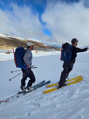 Spring has come to the Two Thumbs. ☀️❄️
Rex Simpson Hut and the Two Thumb Range provided a great classroom for a backcountry ski course last week — spring skiing, big views and changing spring conditions to learn from.
A great few days building skills, exploring the terrain and making the most of the season in the mountains. 🎿🏔️
🔗 https://alpinerecreation.com/new-zealand-alpine-instruction-courses/new-zealand-backcountry-ski-and-splitboard-courses/backcountry-ski-course
📸 @wild_for_flowers
#SkiTouring #BackcountrySkiing #RexSimpsonHut #SkiTekapo #TwoThumbRange - Spring has come to the Two Thumbs. 3