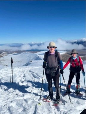 3 days of snowshoeing bliss up at Rex Simpson Hut ❄️⛰️
Perfect conditions, blue skies, and great snow underfoot — we’ve been spoiled with an incredible run of weather lately. A magic winter adventure in the Two Thumb Range!
📸 P. Munro
#Snowshoeing #WinterAdventure #TwoThumbRange #RexSimpsonHut #LakeTekapo #SouthernAlpsNZ #BackcountryNZ #AlpineAdventure #SnowTrip #WinterEscape #ExploreNZ #MountainsAreCalling #MackenzieNZ #HikeTekapo #TekapoAdventures #AlpineRecreation - 3 days of snowshoeing bliss up at Rex Simpson Hut ❄️⛰️ Perfect conditions, blue skies, and great snow underfoot — we’ve been spoiled with an incredible run of weather lately. 3