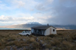 Rex Simpson Hut is officially winter-ready ❄️
After a full restock and a solid spring (well… autumn!) clean, the hut is looking better than ever — freshly painted floors, firewood stacked, and cupboards filled with all the winter essentials.
A light dusting of snow on the hills was the final reminder… the seasons are turning, and winter adventures are just around the corner.
We can’t wait to welcome you back for ski touring missions, snowshoe journeys, avalanche courses, backcountry ski & split-board courses, and nordic skiing days in the hills.
Winter is coming — and Rex Simpson Hut is ready.
Huge thanks to Axel @reiseraxel Sabine and Ciaran Reiser for all their help 🫶
#RexSimpsonHut #LakeTekapo #skitouring #snowshoeing #TwoThumbRange New Zealand Backcountry Skiing & Split-boarding - Rex Simpson Hut is officially winter-ready ❄️ After a full restock and a solid spring (well… autumn!) clean, the hut is looking better than ever — freshly painted floors, firewood stacked, and cupboards filled with all the winter essentials. 4