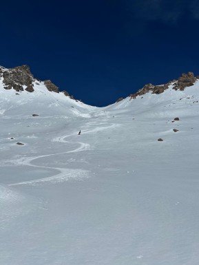 A stellar three days at O’Leary’s Hut, harvesting perfect spring corn. ☀️⛷️
Long days, smooth turns and classic Cass Valley scenery — spring skiing at its best.
📷 @discosuperfly__
#SkiTouring #SpringSkiing #CassValleySkiTouring #BackcountrySkiing #SkiTekapo - A stellar three days at O’Leary’s Hut, harvesting perfect spring corn. 3