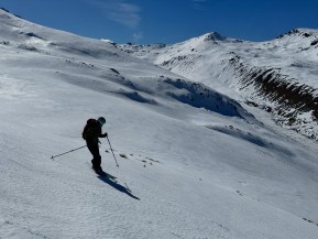 Spring ski touring in the Two Thumb Range ⛷️
📸 @elke_mountain_guide
#SkiTouring #BackcountrySkiing #TwoThumbRange #RexSimpsonHut #TekapoAdventures - Spring ski touring in the Two Thumb Range ⛷️<br>
<br>
📸 @elke_mountain_guide <br>
<br>
#SkiTouring #BackcountrySkiing #TwoThumbRange #RexSimpsonHut #TekapoAdventures 3