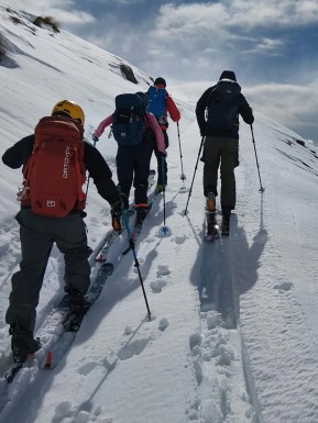 When Plan A is blown away… get creative. ❄️
A massive westerly system put our plans for glacier ski touring firmly out of the question, so we headed east in search of shelter and snow.
Middle Gorge Hut and the Mistake Valley proved to be a great alternative — just far enough east to escape the worst of the weather, with some surprisingly good turns to be found. A cosy hut day, followed by a snowy walk out (definitely better than walking in the rain!) with creek crossings providing an entertaining challenge.
By the end of the week, we were exploring the slopes of the Awakino ski area — making the most of the conditions and proving once again that Kiwi ski touring trips are as much about adapting to the weather as they are about the original plan.
Sometimes it’s surprising how good a Plan B can be. 🎿🏔️
📸 A. Reiser
#SkiTouring #BackcountrySkiing #TekapoAdventures #NZweather #SouthernAlps - When Plan A is blown away… get creative. 9