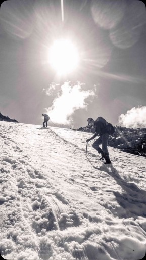 “Alpine Recreation must offer the best introductory mountaineering course in New Zealand. Our instructor was exceptional and the views of Aoraki from Caroline Hut were incredible.”
- R. Taylor
This is just one of many glowing reviews we’re getting on our mountaineering courses. Our guests simply love the Caroline Hut venue and it is ideal for beginner mountaineering. If you haven’t visited the area yet, we’d highly recommend it!
📸 @adventurelensnz
#southernalps #mountainadventures #mountaineering #alpineclimbing #aorakimountcook #aoraki #mountainskills #crampons #iceaxe #mountainjourney #intromountaineering #carolinehut #ballpass #crampons #iceaxe #aorakimountcooknationalpark #mountaininstructor #mountainguide #alpineguide #weareifmga #nzmga Aoraki Mt. Cook Adventures - Introductory Mountaineering Course - #265
