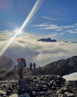Ball Pass Crossing and Mabel Col
We’re heading into late summer / autumn, but we’ve still got good conditions for crossing Ball Pass. This group enjoyed crossing Ball Pass last week with their guide Monika. Recent rain has also helped replenish the water tanks at Caroline Hut after weeks of dry weather 🙌
📸 @wild_for_flowers
#crampons #iceaxe #mountaineering #alpinecrossing #mountainjourney #ballpass #carolinehut #aoraki #aorakimountcook #aorakimountcooknationalpark #mountainhiking #alpinehiking #hikingguide #alpineguide #nzmga - Alpine Crossings, Mountain Journeys & Traverses - #269