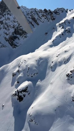 Powder, peaks, and paradise. Cass Valley, you beauty.
📸 N. Murray
#LostInParadise #CassValley #CassValleySkiTouring #FirstTracks #RealBackcountry #BackcountrySkiing #SkiTouringNZ #Freeride #SkiUphill #EarnYourTurns #TekapoAdventures #SkiTekapo #AlpineRecreation #NZMGA #GuidesLife - Cass Valley Backcountry Tours - #367