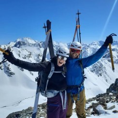 Spring ski touring at Fox Peak 🏔️⛷️
More dodging westerlies, more wind, and plenty of mixed conditions — but that’s spring! Sunshine breaking through out east made it all worth it.
Big smiles, pockets of soft snow, a sense of adventure, and stunning views from the summit. ☀️🏔️
📸 M. Austin
#FoxPeak #SpringSkiTouring #BackcountryNZ #TwoThumbRange #SkiTouringNZ #SkiUphill #EarnYourTurns #NZMGA #GuidesLife - The Best Freeride, Ski Touring & Split-Boarding Adventures in New Zealand - #392