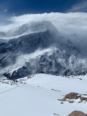 Happy New Year!
May 2026 bring many great adventures 🥾🧗🏽♀️⛷️🏔️
#HappyNewYear #MountainAdventures #SouthernAlps #Mountaineering #NZmountains - Alpine Recreation - #408