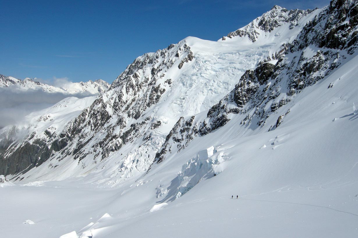 Mannering Glacier ski touring4