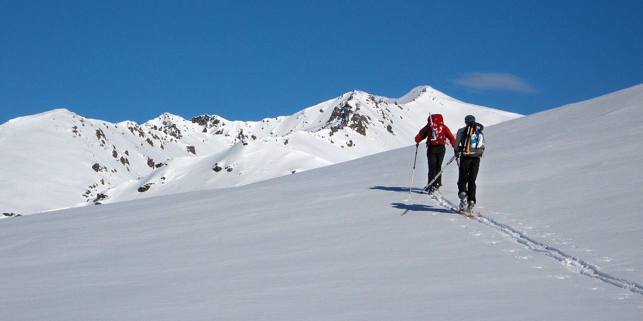Heli-assisted ski & split-board touring near Fox Peak